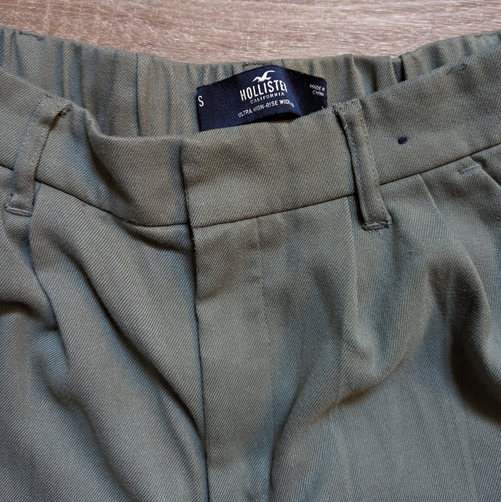 New Without Tags - Hollister Wide-Leg Tailored Pants | OLIVE GREEN